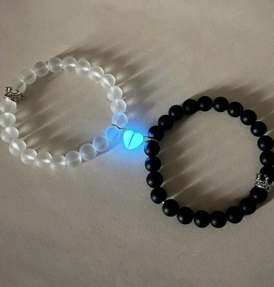 2Pcs Luminous Couple Bracelet Crown Couple Charm Handmade Adjustable Bead String Matching Friend Bracelet Love Jewelry Gifts