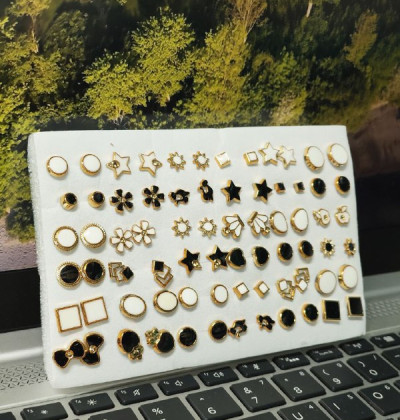 36 Pairs Hypoallergenic Plastic Stud Earrings Set for Women Girls Multicolor Cartoon Crystal Star Moon Earrings Wedding Gifts