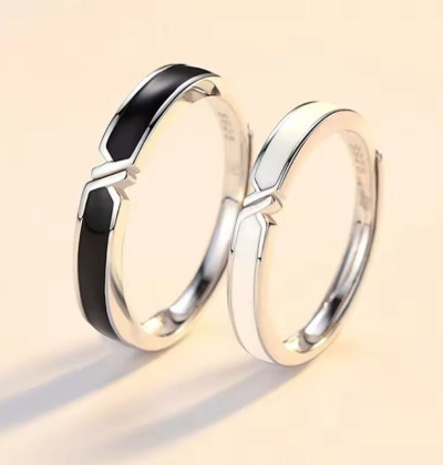 2 Pcs Couples Knot Ring Bands, Matching Rings Kit, Adjustable Promise Wedding Bands for Him and Her, Black and White